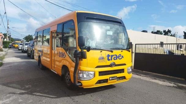 Ministerio de Educación declara desierta licitación de autobuses del Sistema de Transporte Escolar TRAE