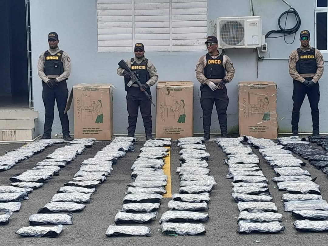 Confiscan 180 paquetes de marihuana en el puerto de Puerto Plata