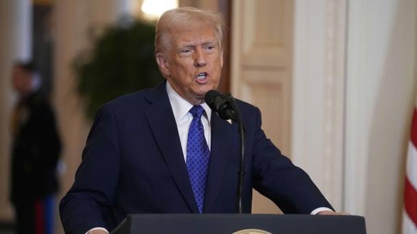 Trump insiste que en piensa «recuperar el Canal de Panamá, o algo muy gordo va a pasar»