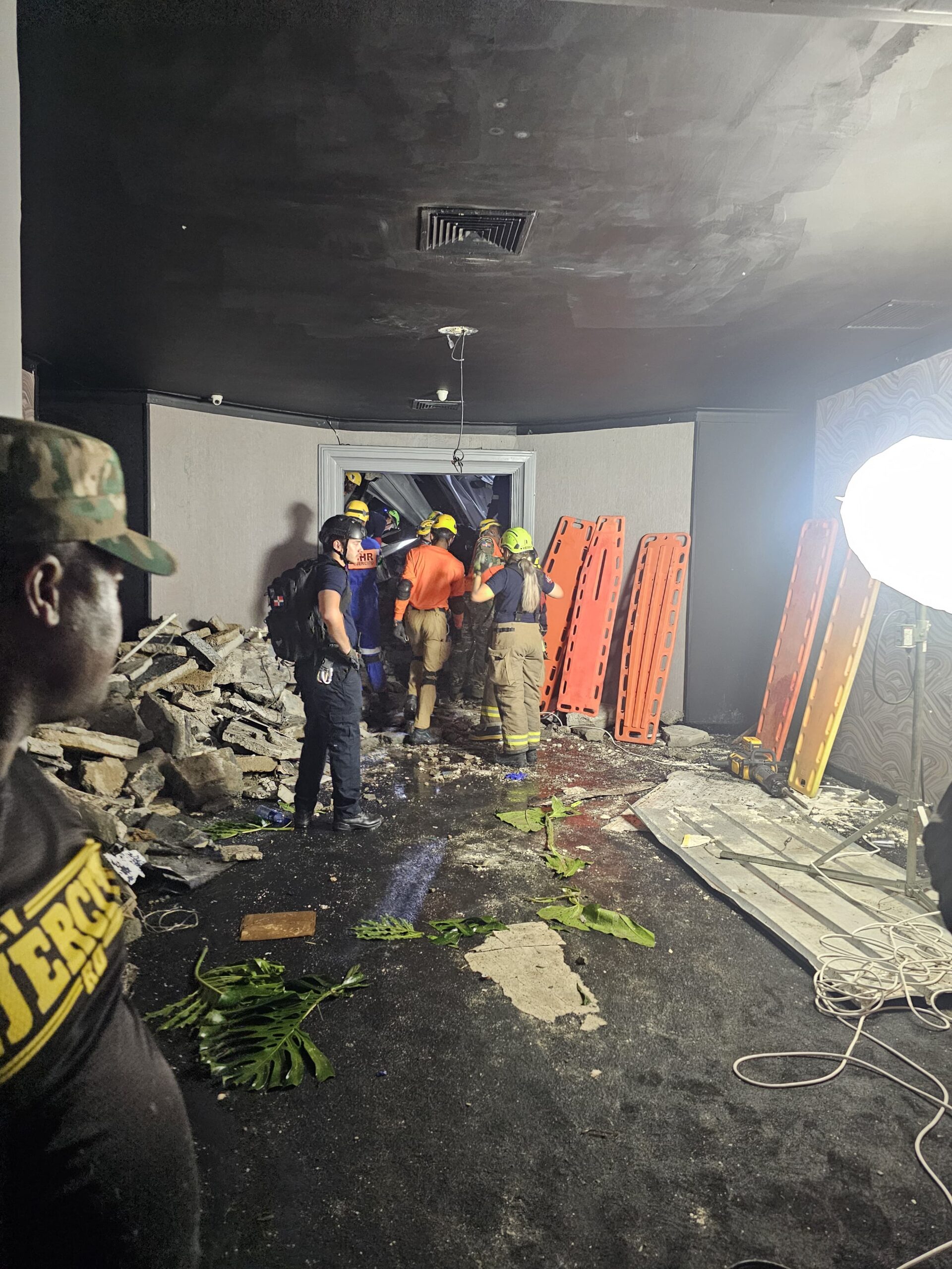 Derrumbe en discoteca Jet Set deja varios muertos