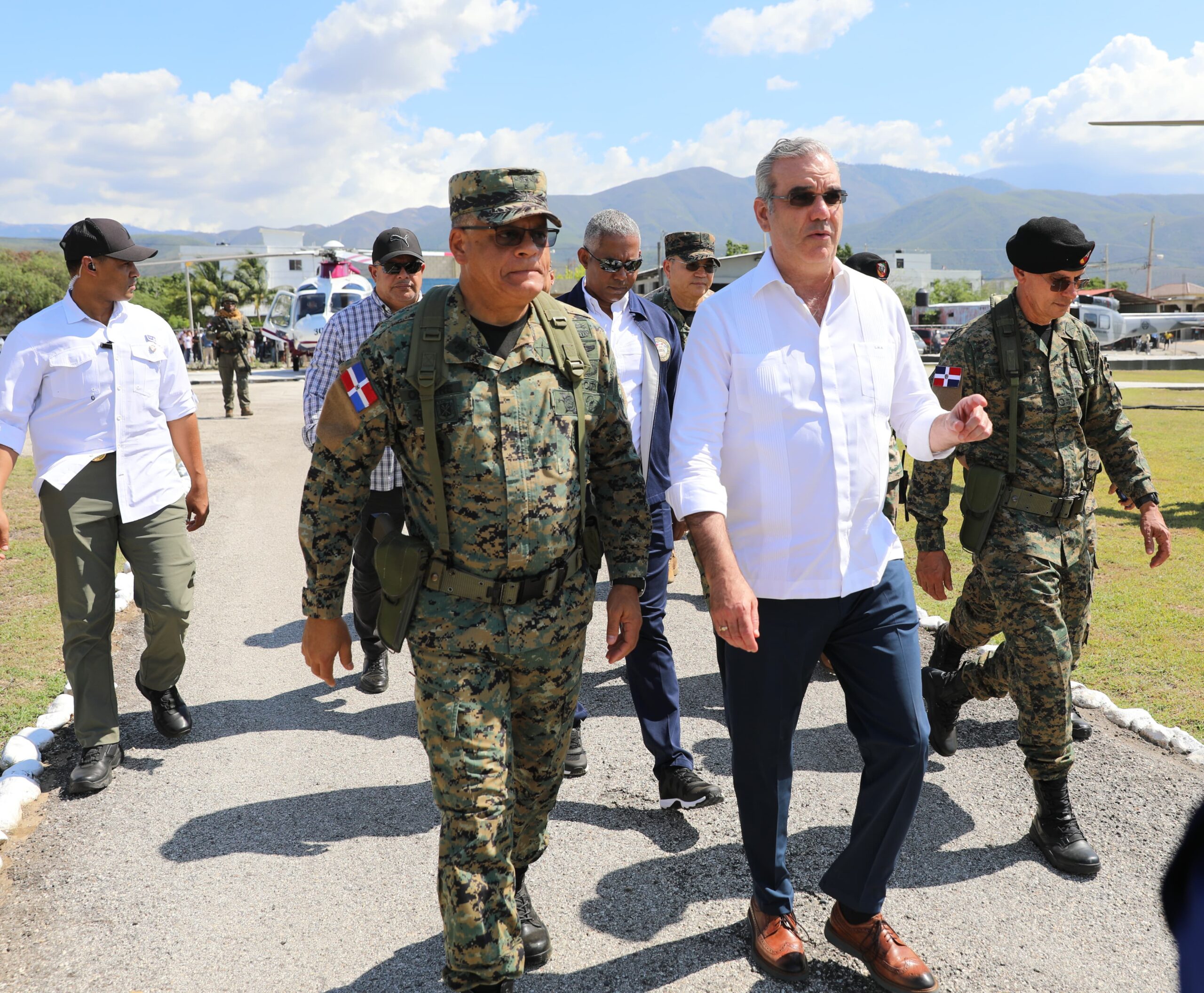 Presidente Abinader recorre frontera en Pedernales, Elías Piña y Jimaní
