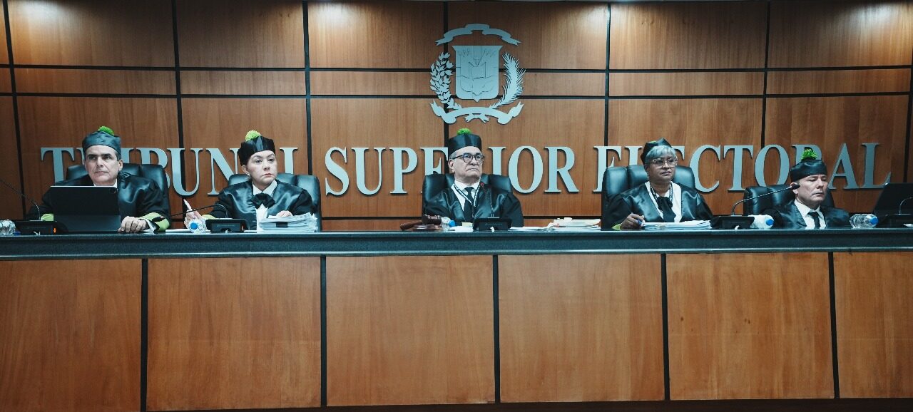 TSE detiene elección anticipada del PLD y suspende reunión del Comité Central del 8 de junio