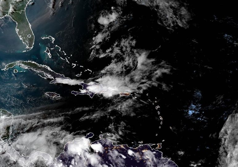 Continuarán los aguaceros, tormentas eléctricas y ráfagas de viento por la influencia de una vaguada