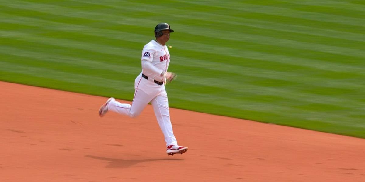 Medias Rojas envían a Devers a los Gigantes en sorprendente mega cambio