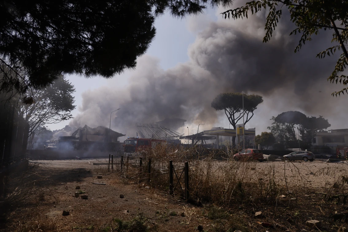 Explosión en gasolinera sacude Roma: al menos 27 heridos, dos en estado grave