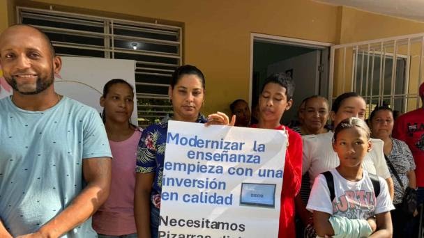 Más de 60 estudiantes sin espacio por falta de aulas en escuela de Educación Especial LARPE en SFM