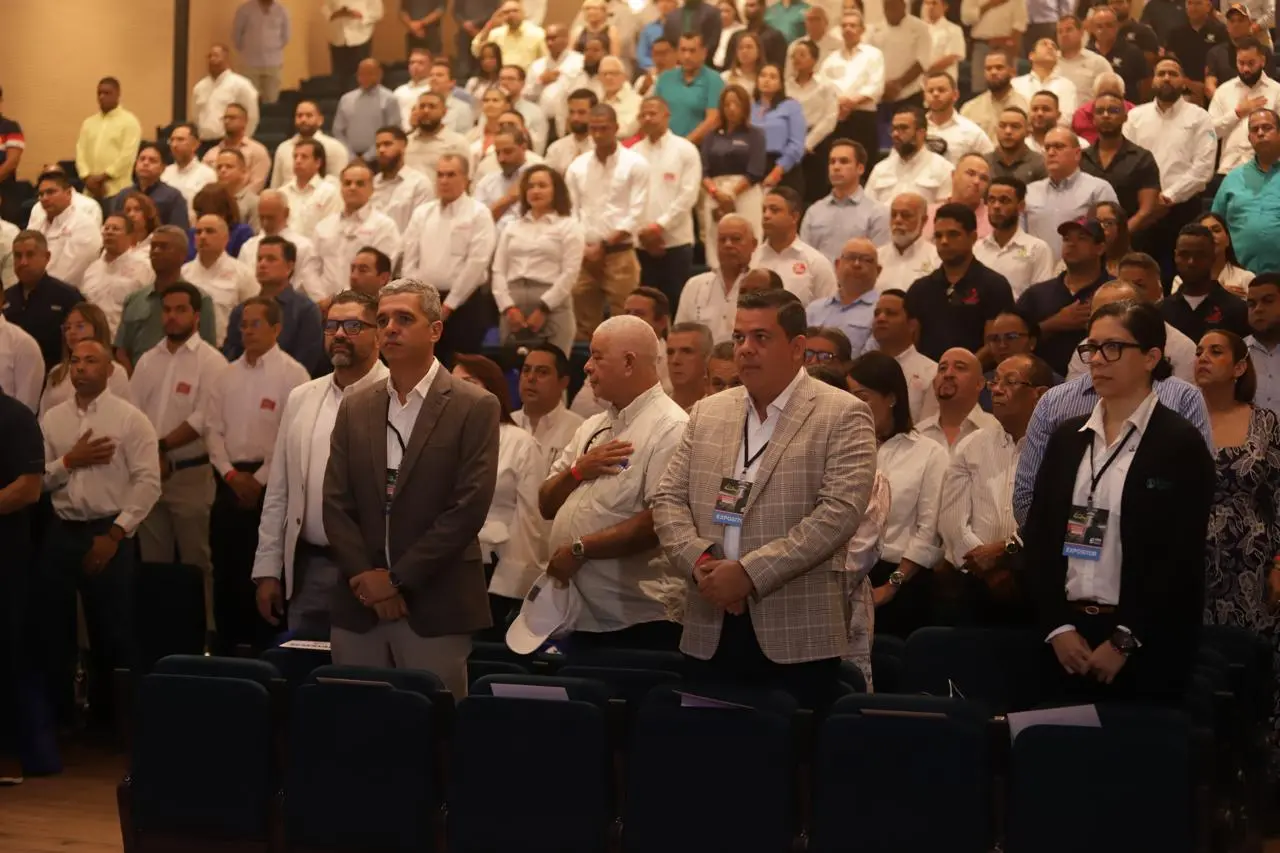 Pavel Concepción resalta crecimiento histórico de la avicultura dominicana; huevos han duplicado producción