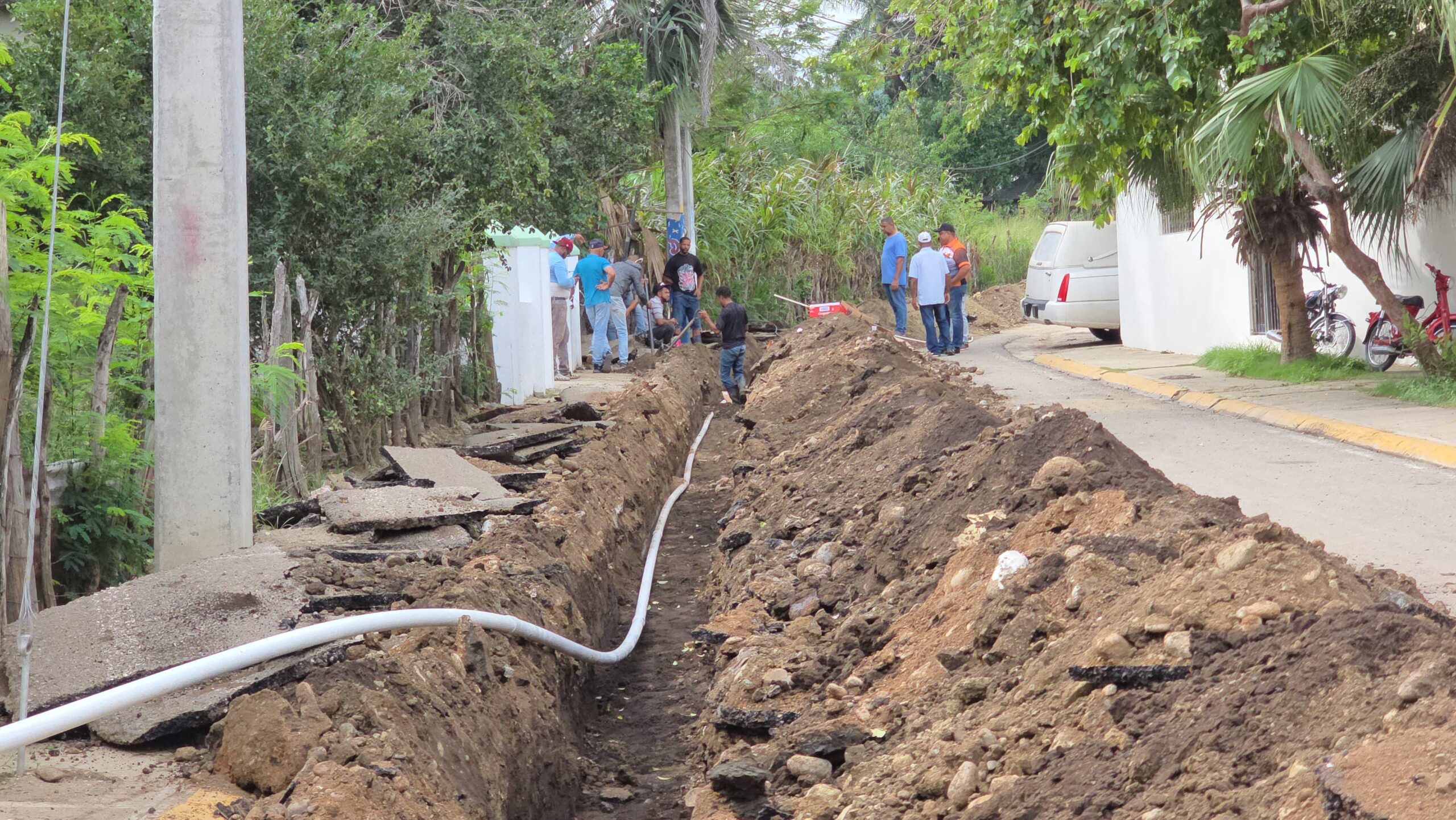 Coraasan continúa ampliando cobertura de agua potable, con nuevas redes en distrito municipal La Canela