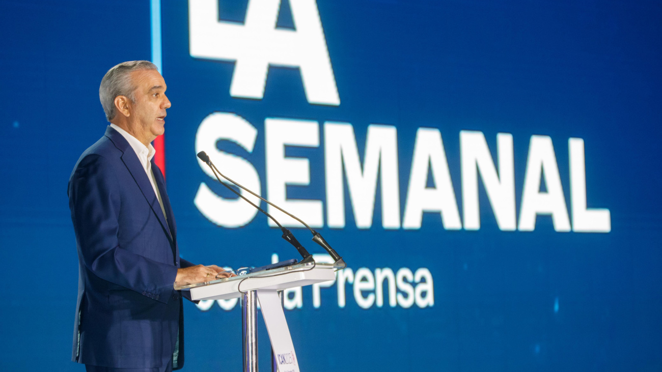 Presidente Abinader dice “sin conectividad aérea no hay éxito en turismo”; reitera firme posición de RD como referente regional en aviación civil
