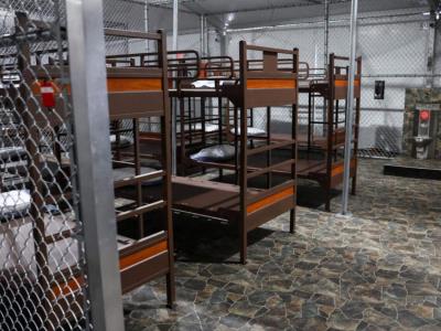 Ambientalistas piden cierre de centro Alligator Alcatraz