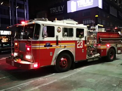 Dos bomberos mueren en choque mientras buscan mujer desaparecida