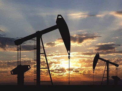 El petróleo de Texas supera los US$114 tras amenazas de Trump a Irán