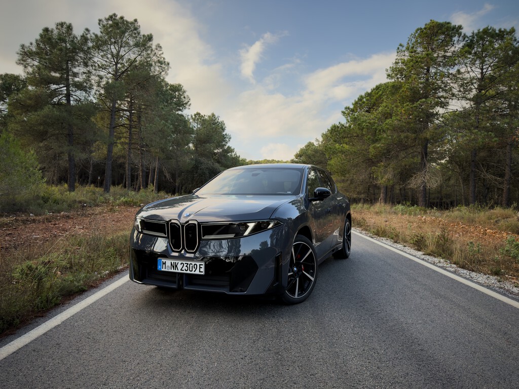 Hay una empresa que sigue empeñada en salvar al cambio de marchas manual cueste lo que cueste: BMW