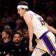 Lesión de Austin Reaves en músculo oblicuo sacude a los Lakers