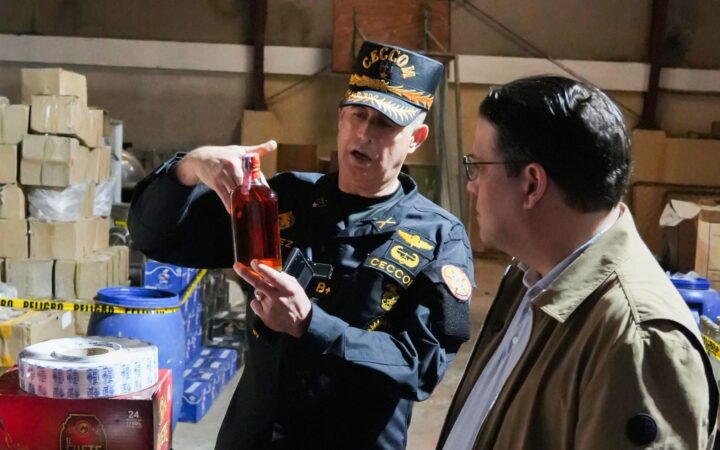 MICM y CECCOM decomisan más de 2.3 millones de productos ilícitos en Semana Santa
