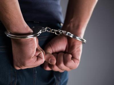 Prisión para oficial policial procesado por perjurio en La Romana