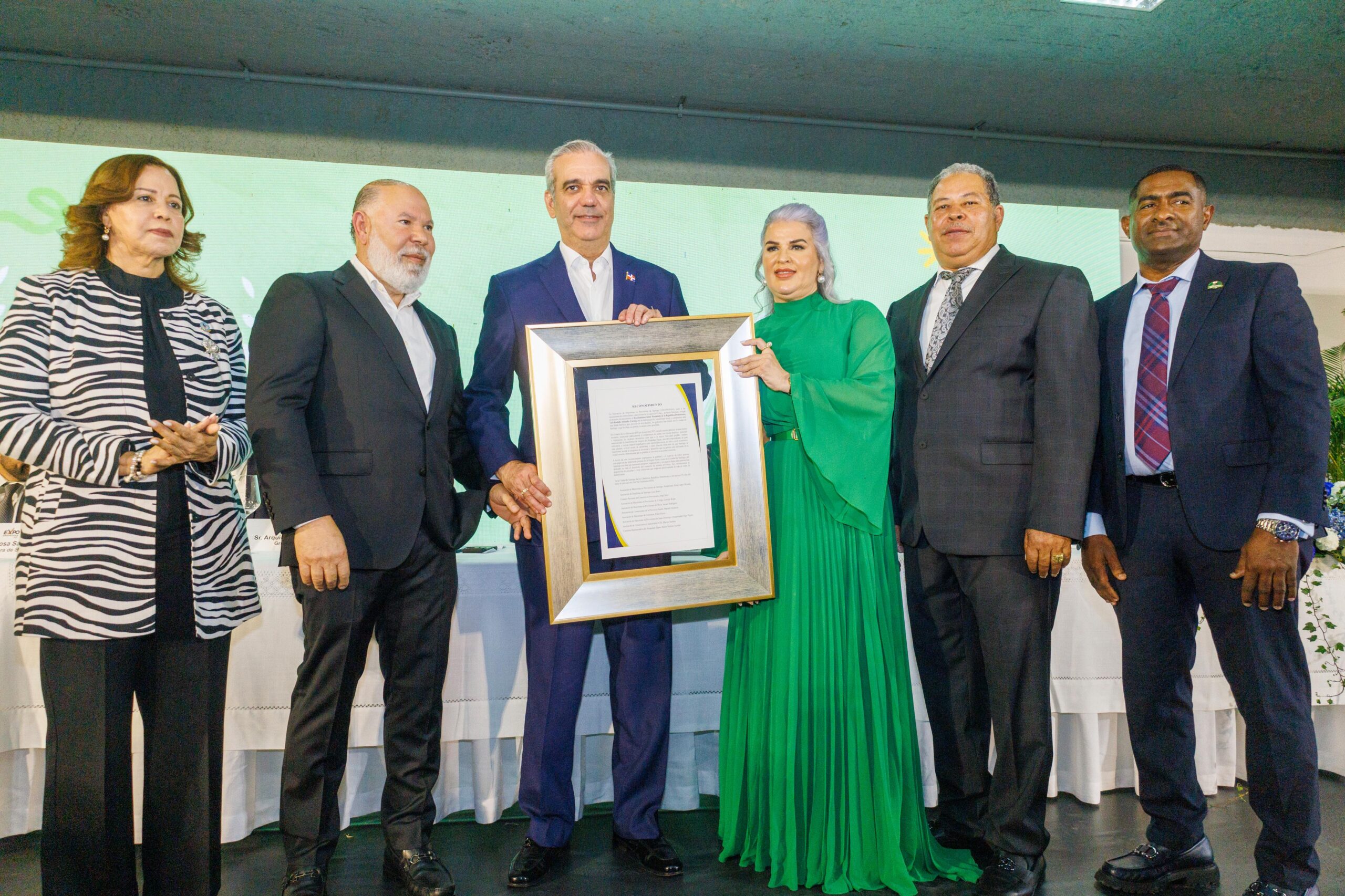 AMAPROSAN reconoce a Abinader por impulsar la transformación del Hospedaje Yaque