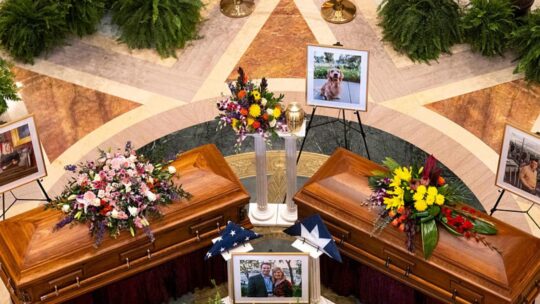 Hombre que asesinó a congresista católica en Estados Unidos recibe dos cadenas perpetuas