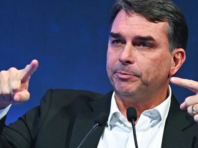 Partido de los Trabajadores denuncia a Flávio Bolsonaro ante el TSE