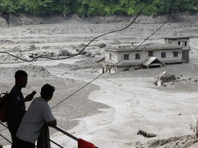 Alerta por nuevo lago en Nepal y riesgo de desbordamiento