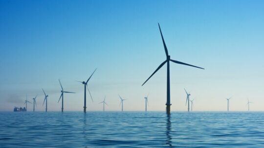 España tiene costas muy profundas para la eólica offshore. La solución de la Universidad de Cantabria: que flote