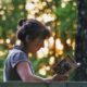 Estamos consumiendo más libros que nunca gracias a la IA: eso no significa necesariamente que los estemos leyendo