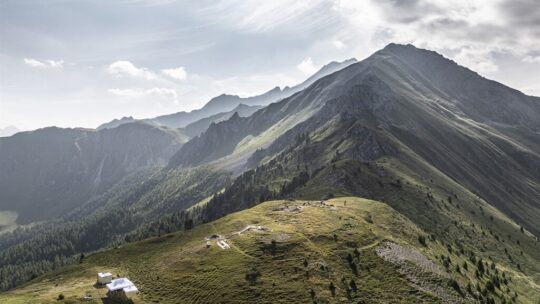 Hace 2.000 años los romanos conquistaron los Alpes. Lo hicieron gracias a este campamento escondido a 2.200 metros de altura