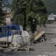 Nepal investiga causas de la riada: avalancha, lago o terremoto