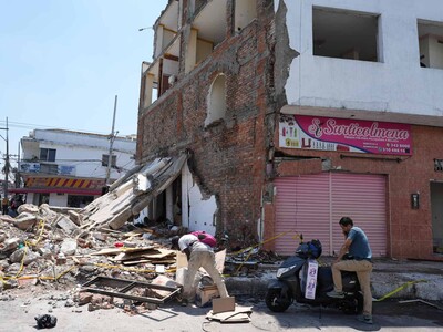 Rinden homenaje a víctimas que murieron en el terremoto de Colombia