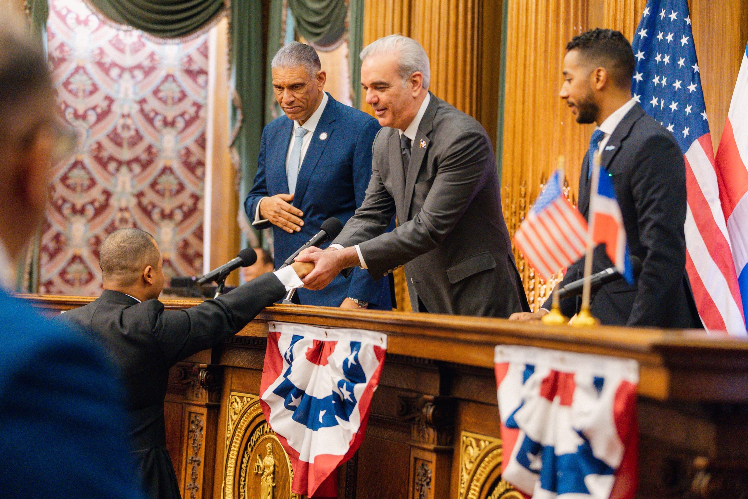 Presidente Abinader se reúne con diáspora dominicana en Brooklyn