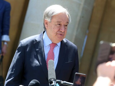 António Guterres urge a Pezeshkian a que se reabra Ormuz