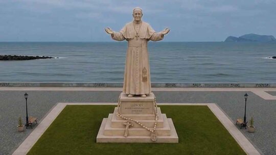 Callao alista una estatua del Papa León XIV de 14 metros, la más alta de un Pontífice en Perú