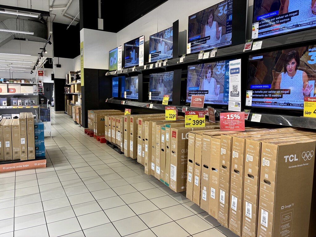 Carrefour tiene hoy a precio de liquidación esta tele LG OLED con hasta 144 Hz y Dolby Vision ideal para videojuegos