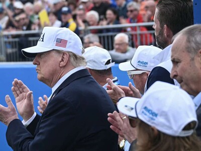 Donald Trump asiste a torneo de golf en último día de viaje a Irlanda
