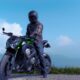 El Gobierno cambia las normas a partir del 1 de octubre: la nueva ropa que tienes que llevar siendo motorista