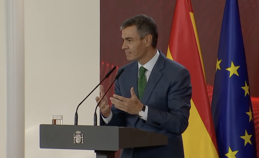 El Gobierno de España presenta su gran plan para la IA: gigafactorías, un gran «contrato social» e insertarla en Mi Carpeta Ciu…