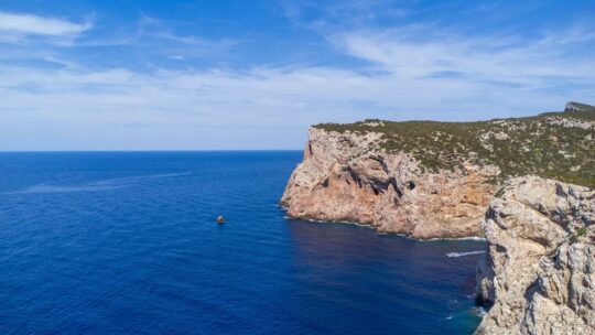El Mediterráneo se niega a enfriarse: el mar afronta septiembre con una ola de calor que ya cubre casi toda la cuenca