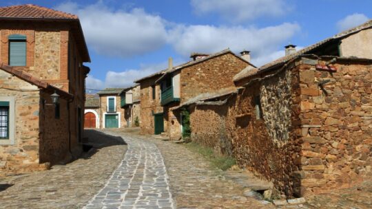 El origen del dueño de Urbagestión: de tener una calle con su nombre en Astorga a levantar un discreto negocio inmobiliario