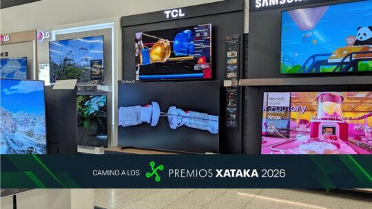 Este año ha quedado claro: ya no hay que gastarse un pastizal para tener una tele brutal. Y China tiene mucho que ver