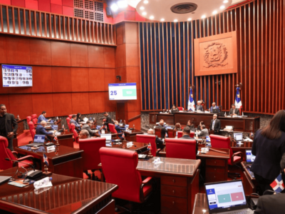Exoneraciones de vehículos legisladores en nuevo proyecto de ley