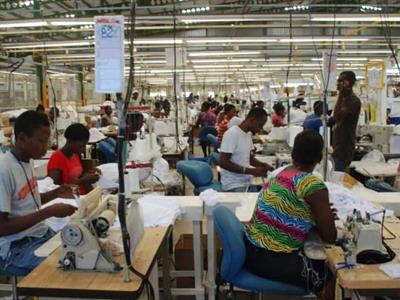 Extensión de programas HOPE/HELP beneficia a Haití y Dominicana
