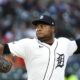 Framber Valdez frena a los Rockies