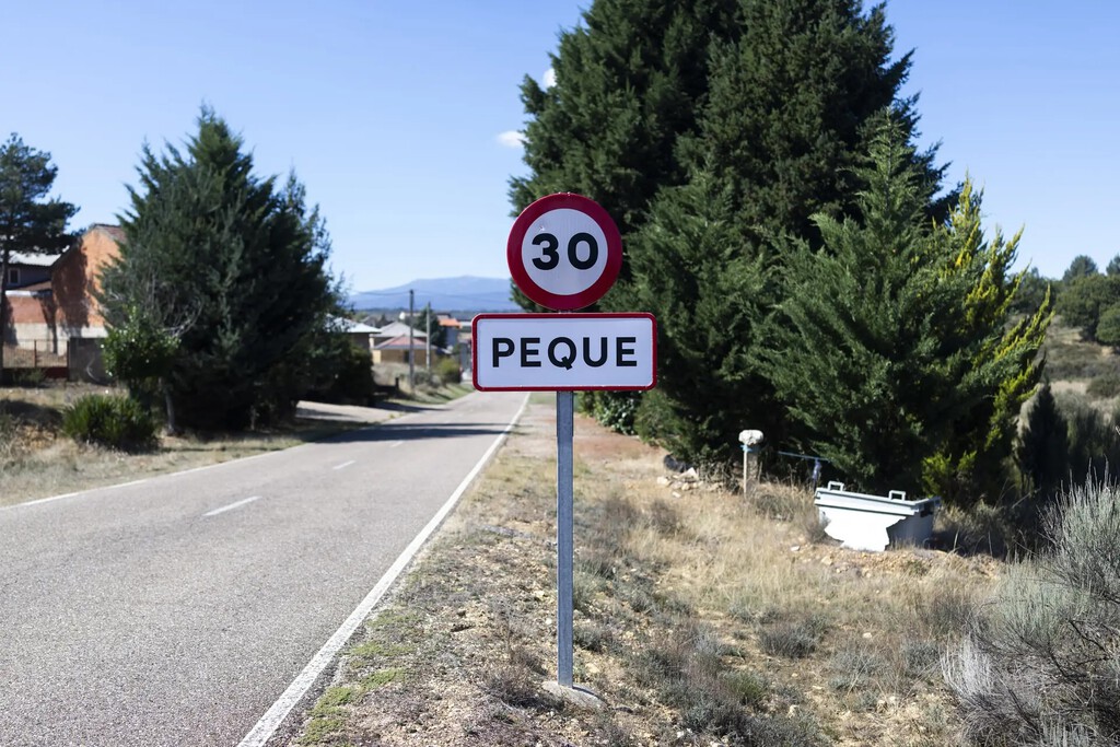 Hace 20 años, un pueblo de Zamora quiso quedarse con el cementerio nuclear de España. Sus vecinos han dicho «no»