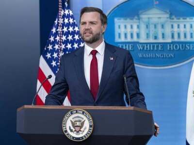 JD Vance: tránsito de petróleo en Ormuz ha vuelto a la normalidad
