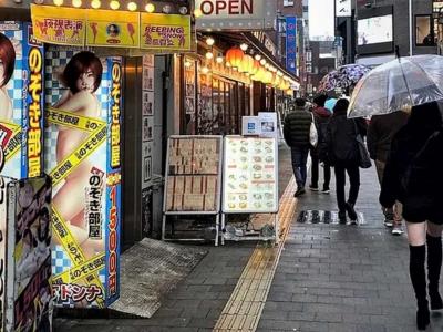 Japón endurece requisitos de residencia permanente