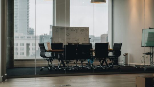 Los empleados han encontrado una ingeniosa solución para evitar que las reuniones les roben tiempo de trabajo: reuniones falsas