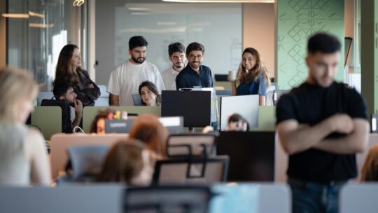 Mark Zuckerberg soñó con una Meta sin mandos intermedios. Ahora Meta pide a sus mandos intermedios que vuelvan