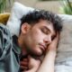 Pensábamos que las siestas largas eran inofensivas. Un nuevo estudio revela que en realidad son el síntoma de un problema mayor