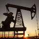 Precio del petróleo se dispara tras rechazo de Trump a oferta Irán