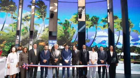 República Dominicana conquista París y fortalece su conectividad con Europa durante la feria turística de Top Resa